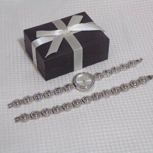 Women's Rhinestone-Encrusted Bezel & Matching Bracelet in Gift Box